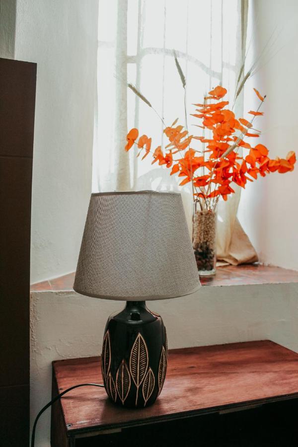 Hotel Y Cafe Ixmati Suchitoto المظهر الخارجي الصورة