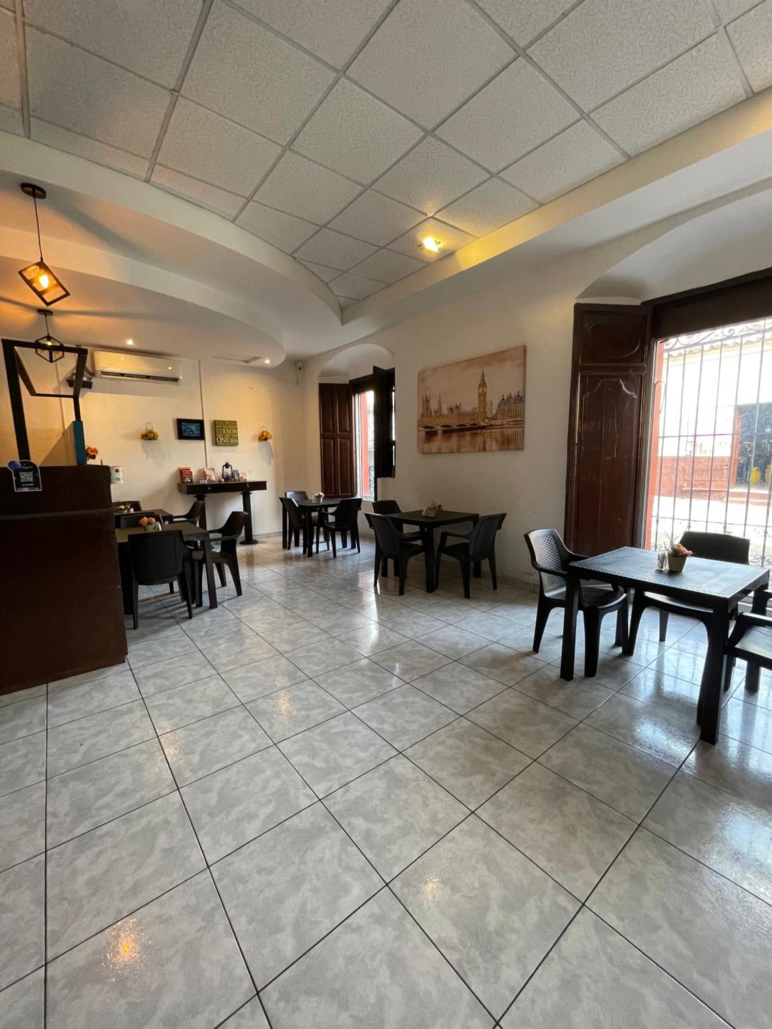Hotel Y Cafe Ixmati Suchitoto المظهر الخارجي الصورة